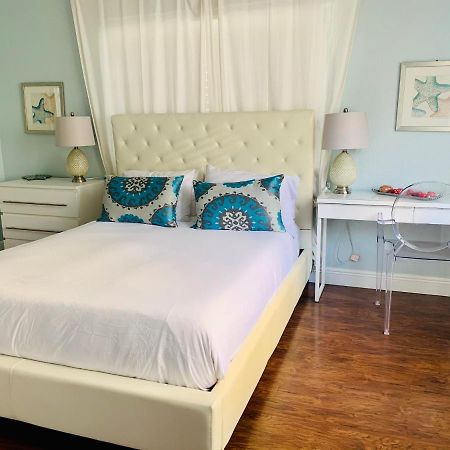 Sun Sand And Love - 1 Bed, 2 Bath Condo マイアミビーチ エクステリア 写真